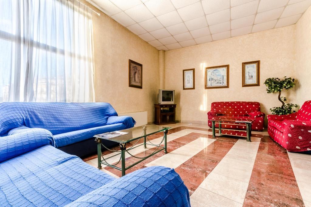 Готель Roma Aurea Талавера-де-ла-Рейна Екстер'єр фото